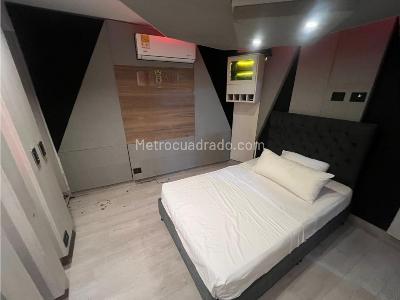 Casa de 4 alcobas en arriendo en Loma Benedictinos, Medellín, 350 m² · foto 10 de 18