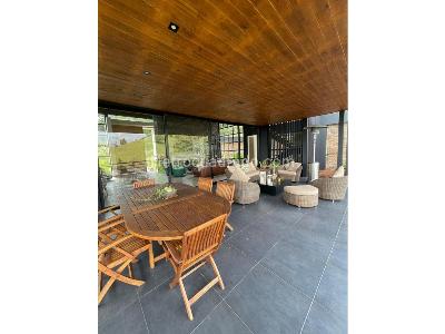 Casa de 3 alcobas en venta en Llanogrande, Medellín · foto 2 de 20