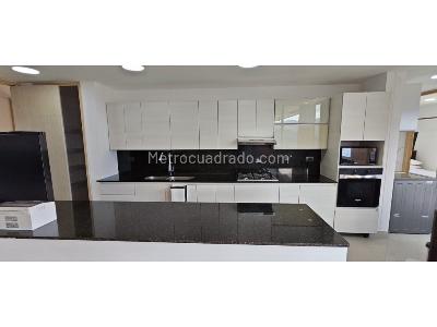 Apartamento en venta en El Tesoro, Medellín · foto 8 de 20