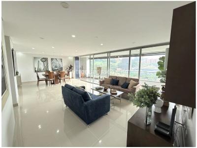 Apartamento de 3 alcobas en venta en Cumbres, Medellín, 169 m² · foto 2 de 17