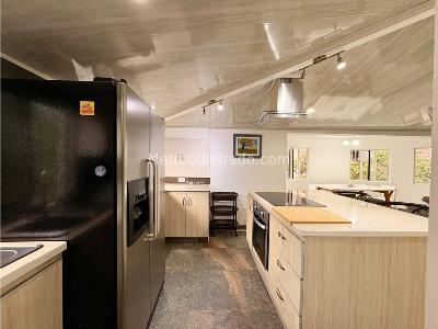 Apartamento de 3 alcobas en venta en Transversal Inferior, Medellín, 126 m² · foto 6 de 20