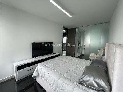 Apartamento en venta en San Lucas, Medellín · foto 8 de 18