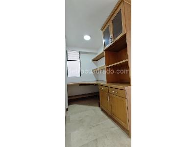 Apartamento de 3 alcobas en arriendo en Altos Del Poblado, Medellín, 100 m² · foto 9 de 15