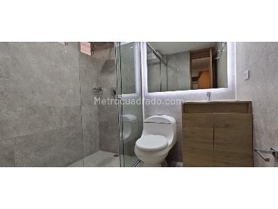 Apartamento de 3 alcobas en arriendo en Altos Del Poblado, Medellín, 100 m² · foto 12 de 15