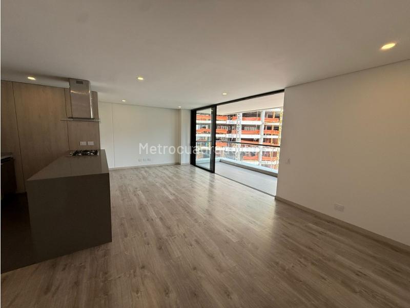 Piso – Medellín, Las Lomas Numero 2, El Poblado - Vista 3