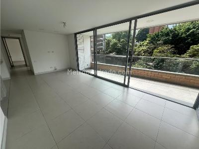 Apartamento de 3 alcobas en venta en Cumbres, Medellín, 121 m² · foto 2 de 20