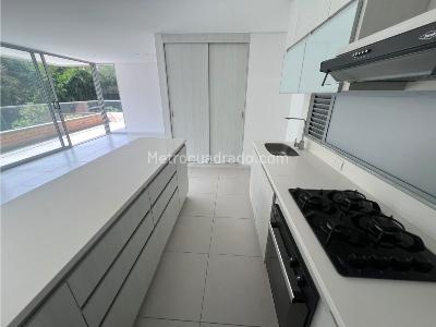 Apartamento de 3 alcobas en venta en Cumbres, Medellín, 121 m² · foto 15 de 20