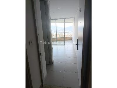 Apartamento en arriendo en Cumbres, Medellín · foto 5 de 10