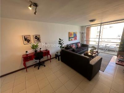 Apartamento de 2 alcobas en arriendo en La Aguacatala, Medellín, 72 m² · foto 3 de 13