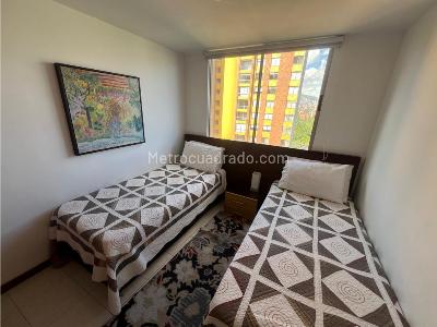 Apartamento de 2 alcobas en arriendo en La Aguacatala, Medellín, 72 m² · foto 9 de 13