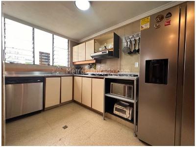 Apartamento de 5 alcobas en venta en Oviedo, Medellín, 228 m² · foto 16 de 20