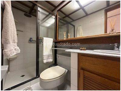 Apartamento de 5 alcobas en venta en Oviedo, Medellín, 228 m² · foto 17 de 20