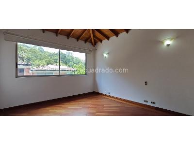Casa de 4 alcobas en venta en El Tesoro, Medellín, 630 m² · foto 7 de 20