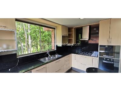 Casa de 4 alcobas en venta en El Tesoro, Medellín, 630 m² · foto 9 de 20