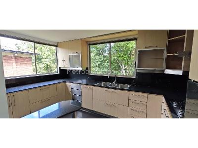 Casa de 4 alcobas en venta en El Tesoro, Medellín, 630 m² · foto 10 de 20
