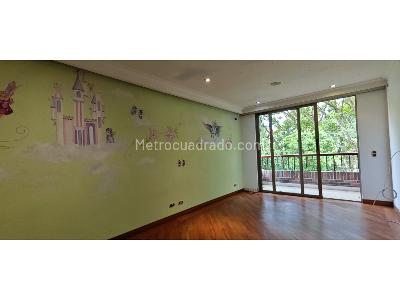 Casa de 4 alcobas en venta en El Tesoro, Medellín, 630 m² · foto 12 de 20