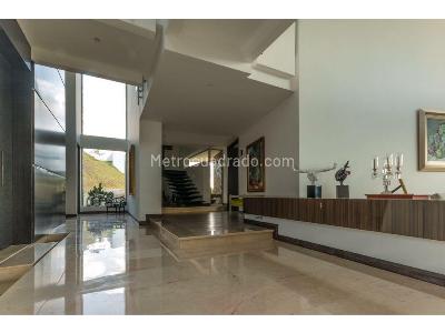 Casa de 4 alcobas en venta en El Tesoro, Medellín, 1510 m² · foto 9 de 14