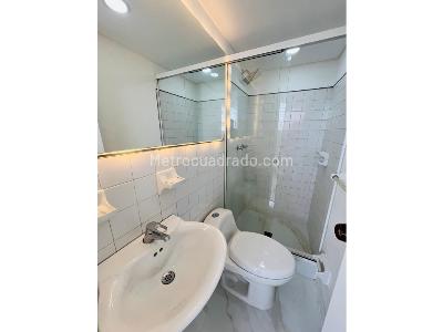Apartamento de 3 alcobas en arriendo en Los Parra, Medellín, 150 m² · foto 9 de 12