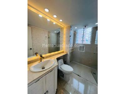 Apartamento de 3 alcobas en arriendo en Los Parra, Medellín, 150 m² · foto 10 de 12