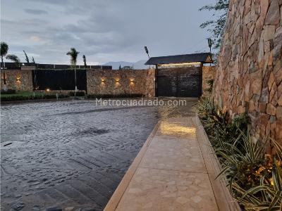 Casa de 5 alcobas en venta en Santa Fe De Antioquia, Medellín · foto 10 de 10