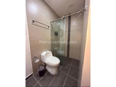 Apartaestudio en venta en La Castellana, Medellín, 54 m² · foto 10 de 11