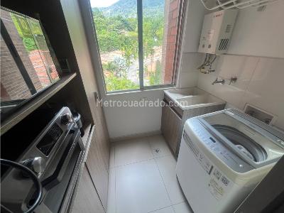 Apartamento de 2 alcobas en arriendo en Loma Del Esmeraldal, Medellín, 78 m² · foto 13 de 15