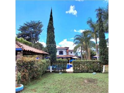 Casa de 5 alcobas en venta en Copacabana, Medellín · foto 4 de 10