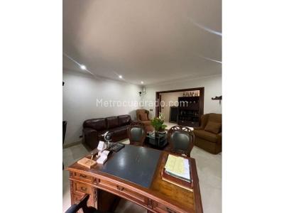 Casa de 5 alcobas en venta en La Calera, Medellín, 810 m² · foto 8 de 20