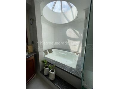 Casa de 5 alcobas en venta en La Calera, Medellín, 810 m² · foto 11 de 20
