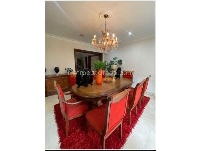 Casa de 5 alcobas en venta en La Calera, Medellín, 810 m² · foto 2 de 20