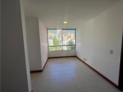 Apartamento de 3 alcobas en venta en Los Parra, Medellín, 130 m² · foto 6 de 14
