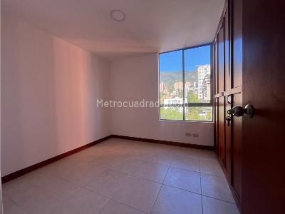 Apartamento de 3 alcobas en venta en Los Parra, Medellín, 130 m² · foto 10 de 14