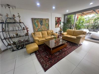 Apartamento de 2 alcobas en venta en Loma Del Esmeraldal, Medellín, 181 m² · foto 8 de 19