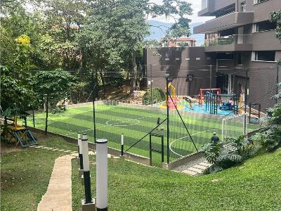 Apartamento de 2 alcobas en venta en Loma Del Esmeraldal, Medellín, 181 m² · foto 18 de 19