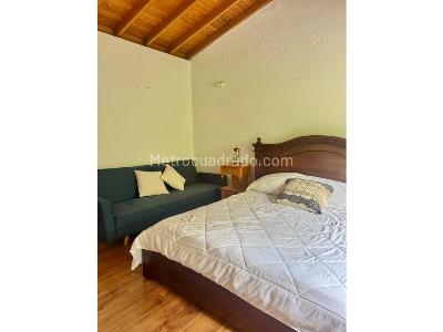 Casa de 3 alcobas en venta en Loma Del Chocho, Medellín, 190 m² · foto 7 de 15