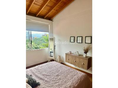 Casa de 3 alcobas en venta en Loma Del Chocho, Medellín, 190 m² · foto 8 de 15