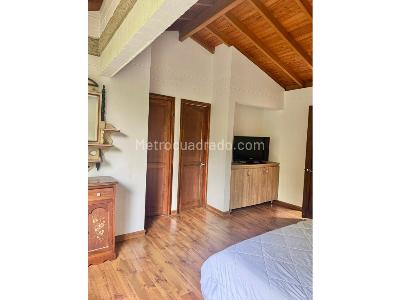 Casa de 3 alcobas en venta en Loma Del Chocho, Medellín, 190 m² · foto 10 de 15