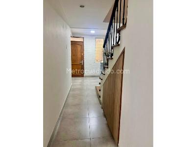Casa de 3 alcobas en venta en Loma Del Chocho, Medellín, 190 m² · foto 11 de 15