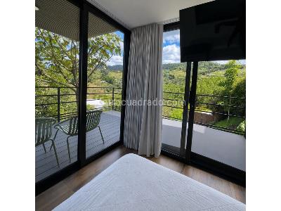Casa de 5 alcobas en venta en Guarne, Medellín · foto 9 de 20