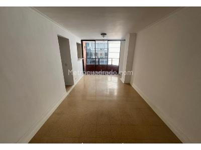 Apartamento de 2 alcobas en arriendo en Santa Maria De Los Angeles, Medellín, 70 m² · foto 2 de 10