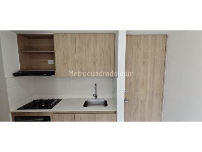 Apartaestudio en venta en Guayabal, Medellín, 36 m² · foto 3 de 14