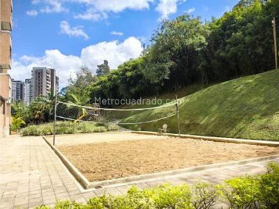 Apartaestudio en arriendo en Loma Del Indio, Medellín, 62 m² · foto 18 de 18