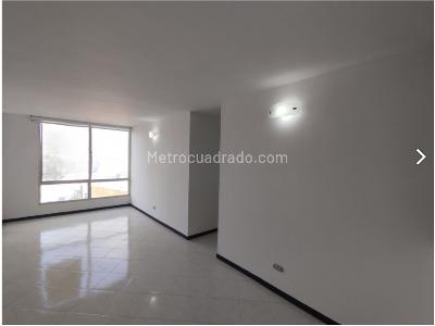 Apartamento de 3 alcobas en arriendo en San Julian, Medellín, 70 m² · foto 2 de 16