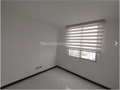 Apartamento de 3 alcobas en arriendo en San Julian, Medellín, 70 m² · foto 9 de 16