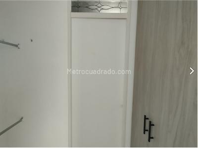 Apartamento de 3 alcobas en arriendo en San Julian, Medellín, 70 m² · foto 12 de 16