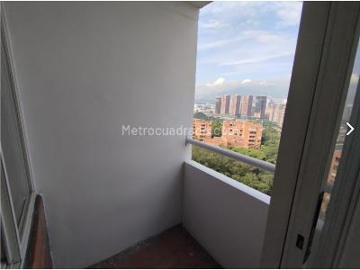 Apartamento de 3 alcobas en arriendo en San Julian, Medellín, 70 m² · foto 13 de 16