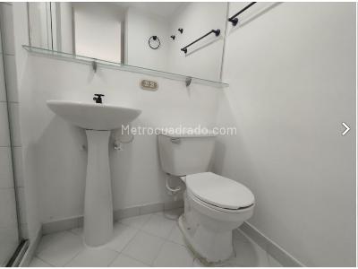 Apartamento de 3 alcobas en arriendo en San Julian, Medellín, 70 m² · foto 14 de 16