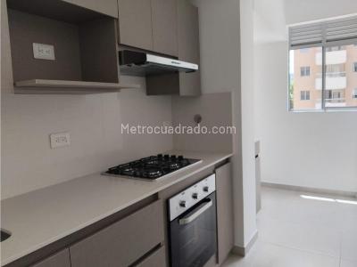 Apartamento de 3 alcobas en arriendo en Las Vegas, Medellín, 84 m² · foto 2 de 20