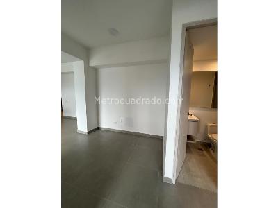 Apartamento de 3 alcobas en arriendo en Las Vegas, Medellín, 84 m² · foto 3 de 17