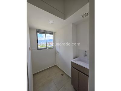 Apartamento de 3 alcobas en arriendo en Las Vegas, Medellín, 84 m² · foto 4 de 20